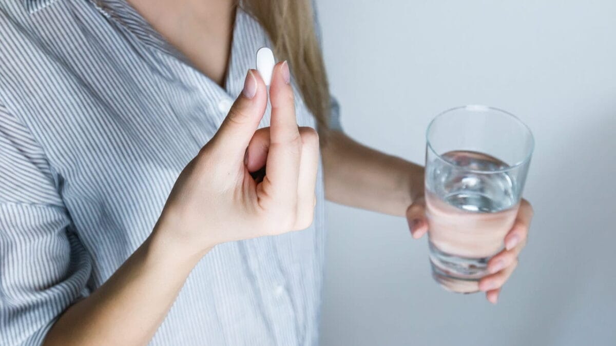 D Vitamini Akşam İçilir mi? Gece Alınır mı, Uykuya Etkisi Var mı?